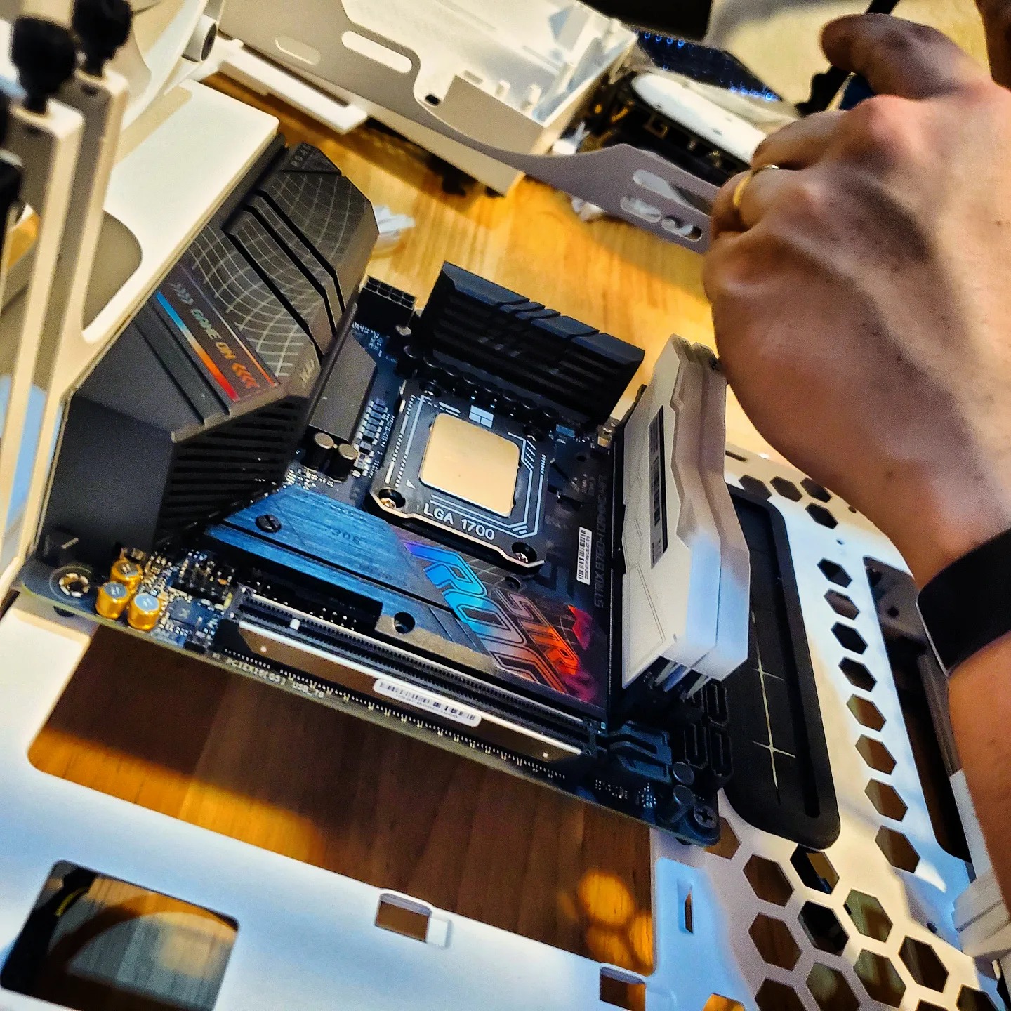 pc service motherboard cpu ram components