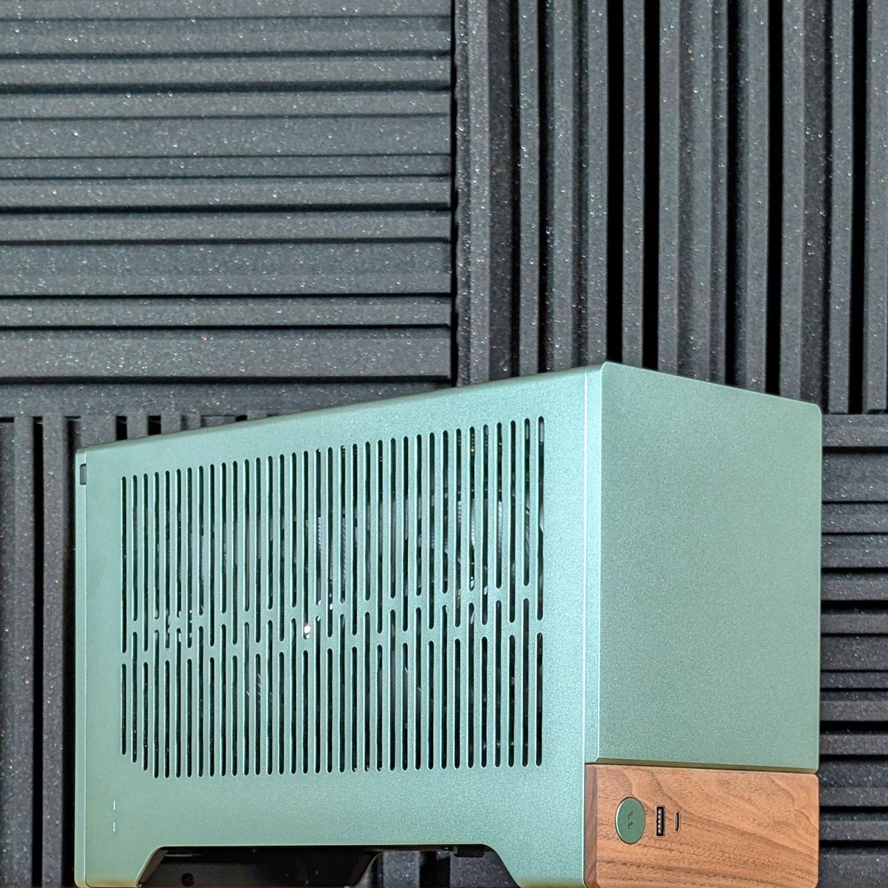 fractal design terra jade custom sff pc