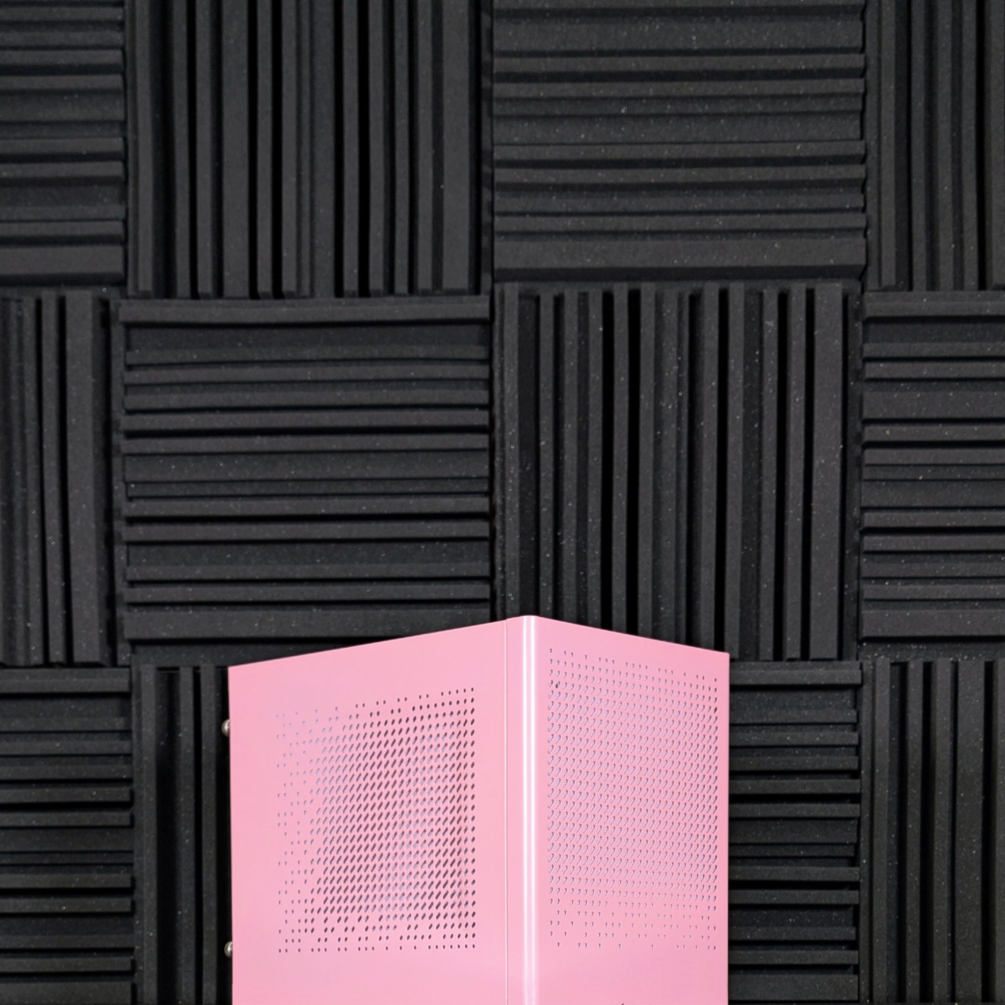 silverstone sugo 16 pink custom prebuilt sff itx gaming pc case scaled