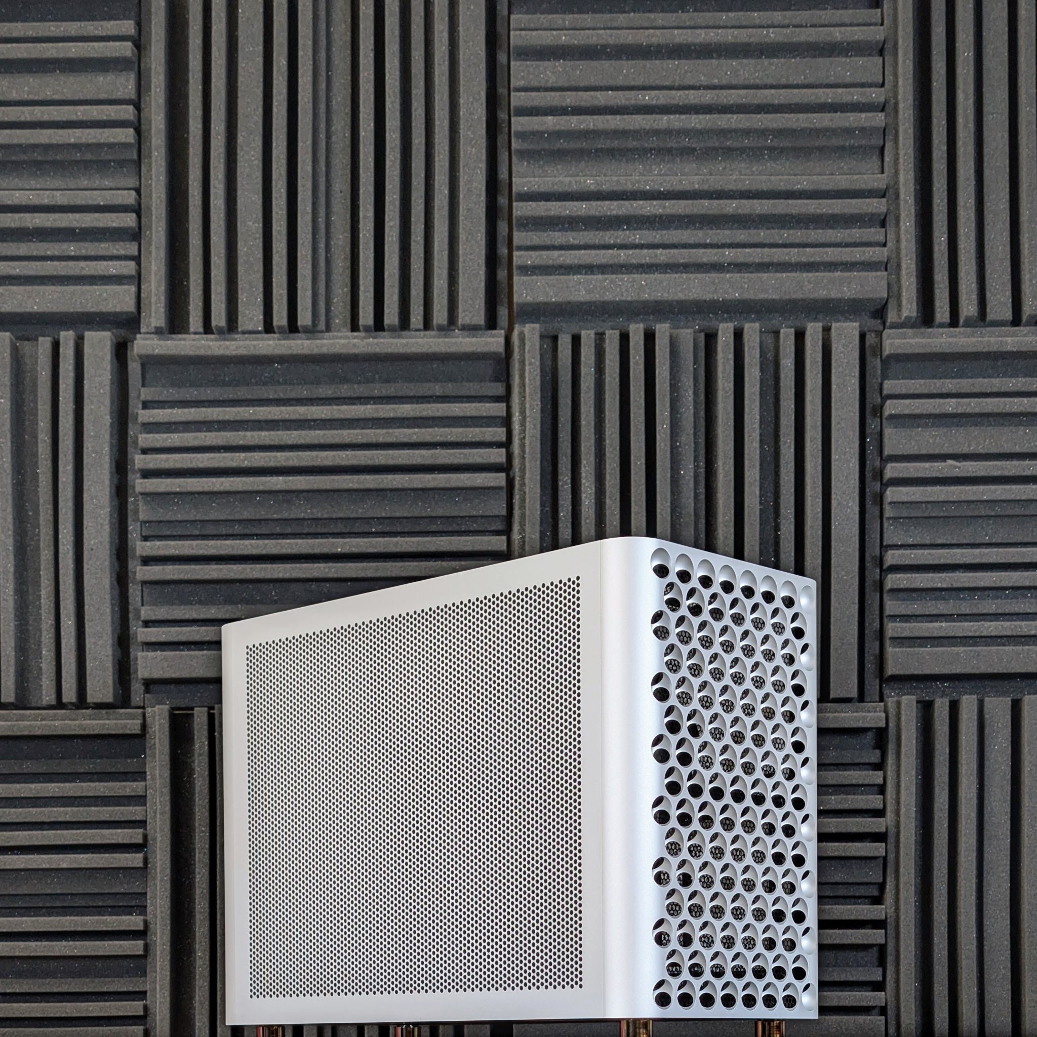 mcprue apollo s v5 silver custom prebuilt sff mini itx microatx gaming pc scaled