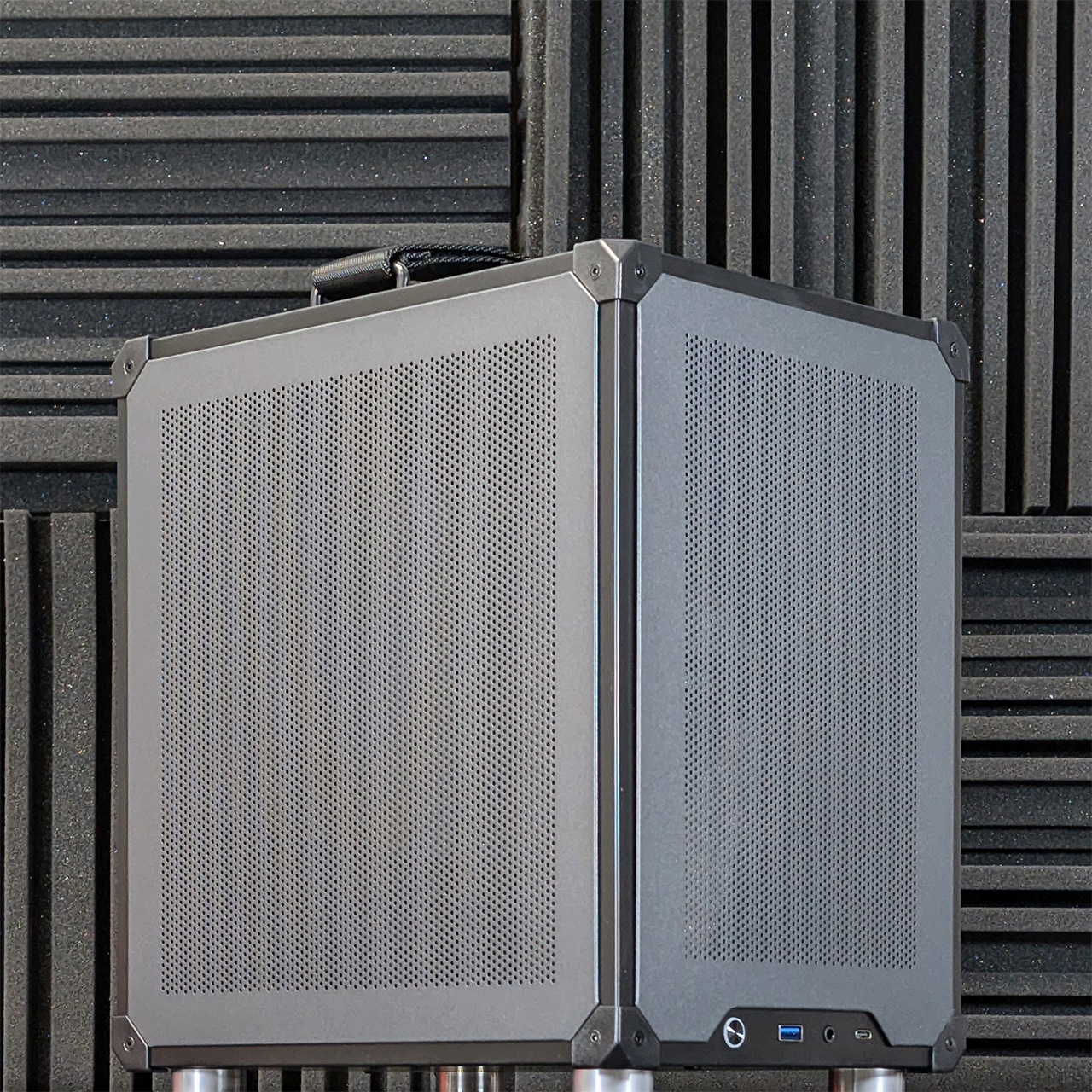 jonsbo c6 black custom prebuilt sff mini itx matx gaming pc closeup